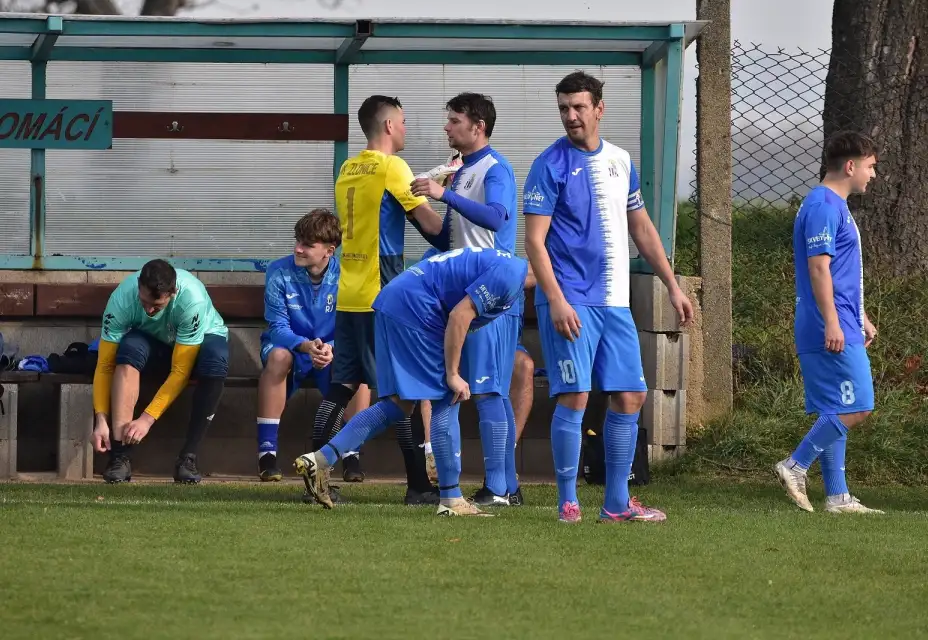 A - mužstvo 01.11.2025  Zlonice - Pozdeň